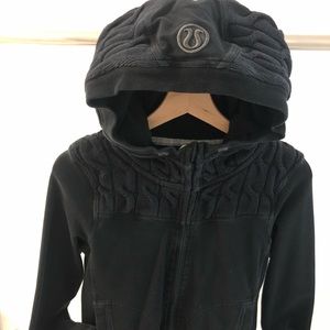lululemon zip up hoodie